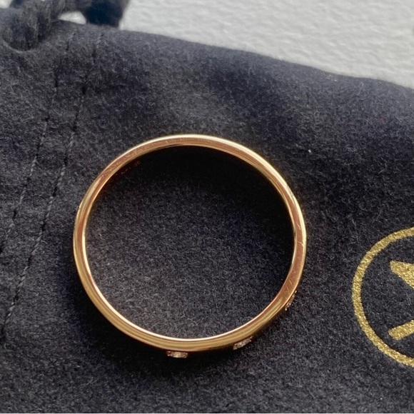 Mejuri 14k Yellow Gold Stackable 3 Diamond Band Cigar Dainty Sz 10 - Picture 5 of 6